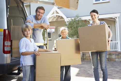 Efficient business setup after commercial moves in Strand