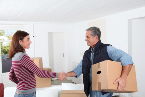 Strand Removals team applying safety procedures during relocation