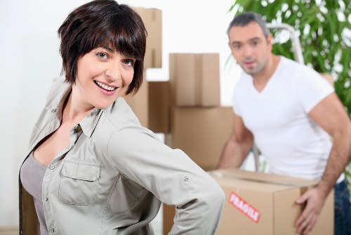 Local removal truck hire service helping with a Strand move