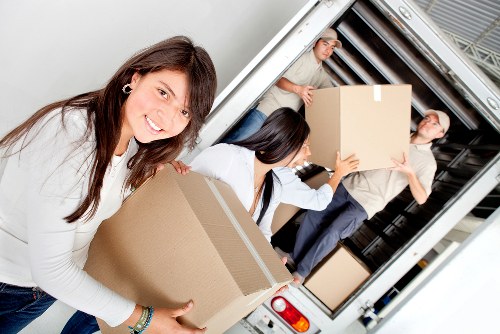 Local storage solutions in Strand for households and entrepreneurs